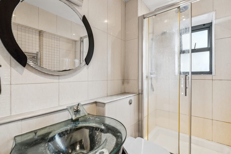 Flat 4 35 Woodseer Street, E1 5HA-10