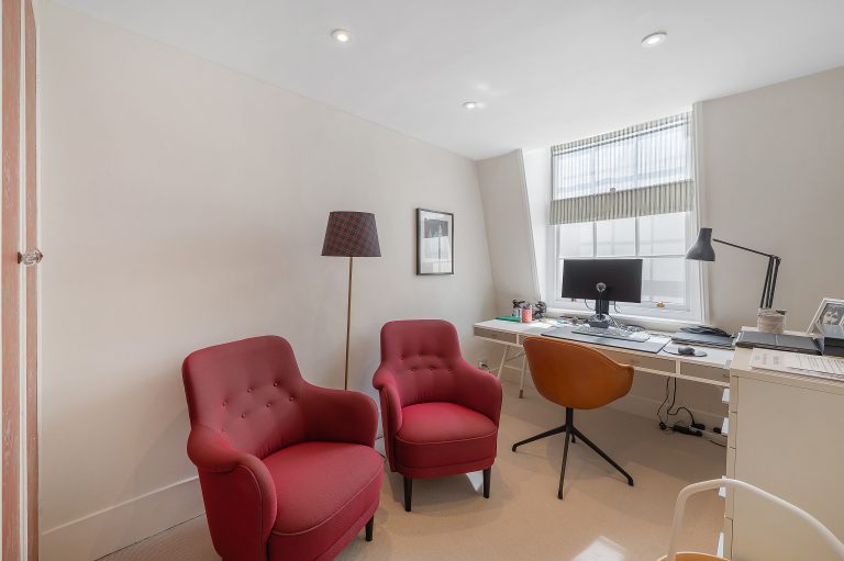 14_3rd & 4th Floor 35 St Georges Drive-19