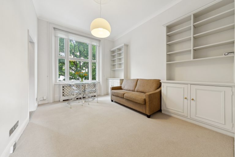 Flat 2, 41 Kempsford Gardens, SW5 9LA-1