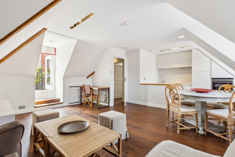 Flat 6, 22 Mulberry Walk, SW3 6DY-11