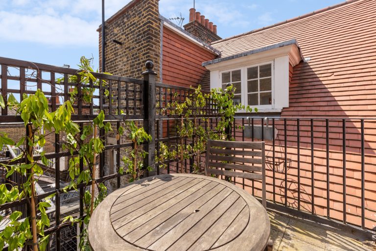 Flat 6, 22 Mulberry Walk, SW3 6DY-14