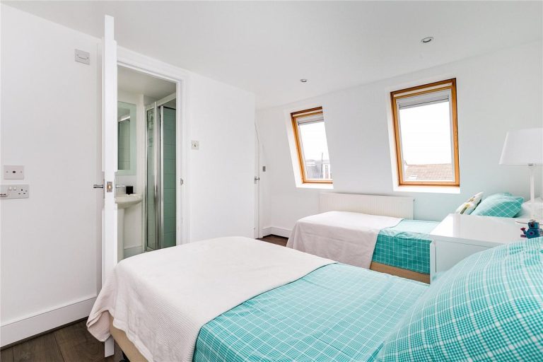 twin room
