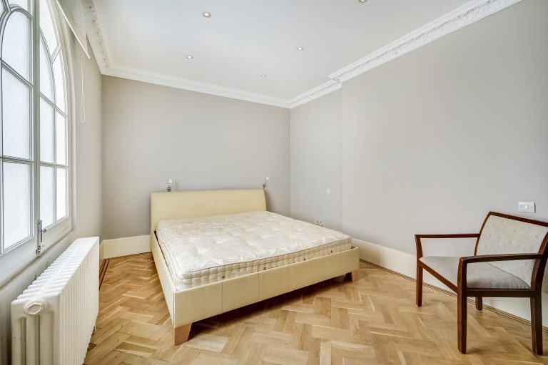 S&P Kensington Lettings Flat B, 15 Cheniston Gardens (10)
