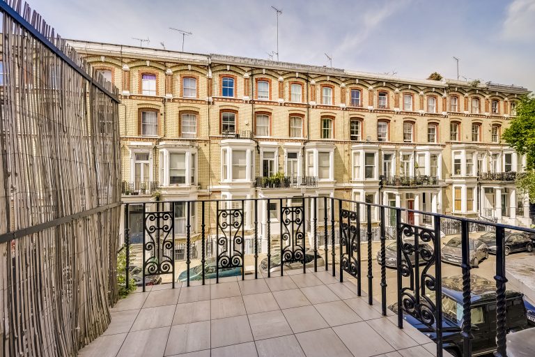 S&P Kensington Lettings Flat B, 15 Cheniston Gardens (4)