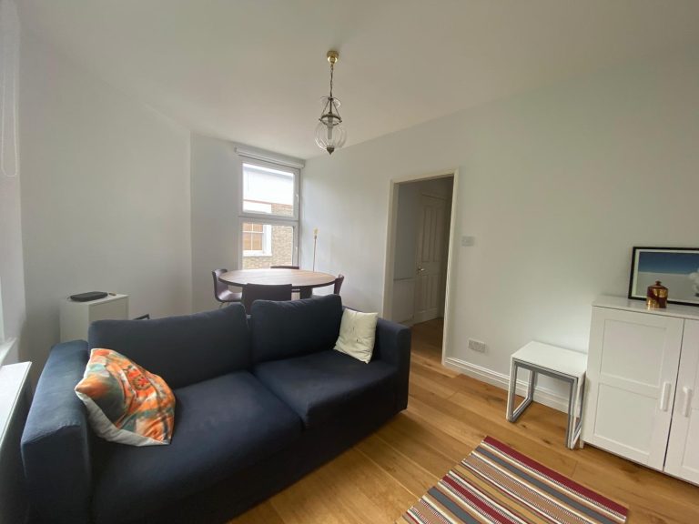 2f5315cc-9a56-4c27-8daf-4254247abb81