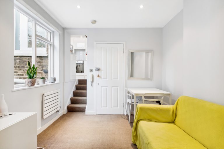 Chesilton Road 17C-2