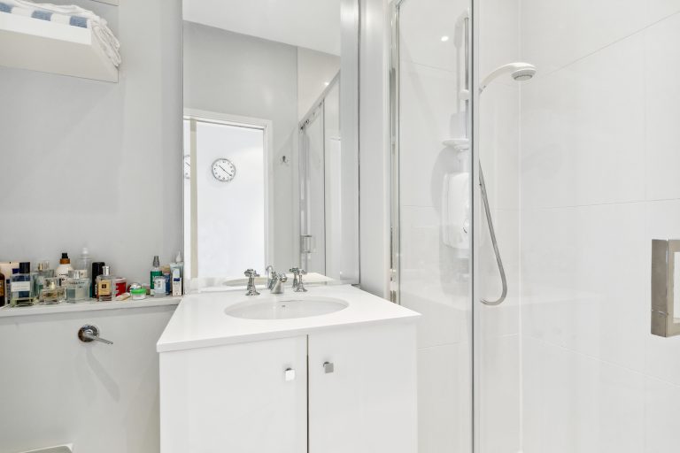 Chesilton Road 17C-7