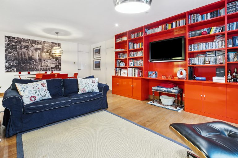 Flat 2, 24 Emperors Gate, SW7 4HS-11