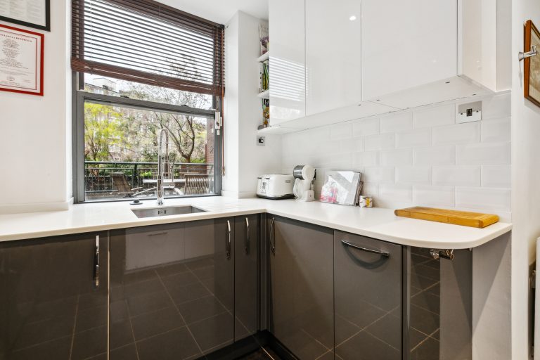Flat 2, 24 Emperors Gate, SW7 4HS-13