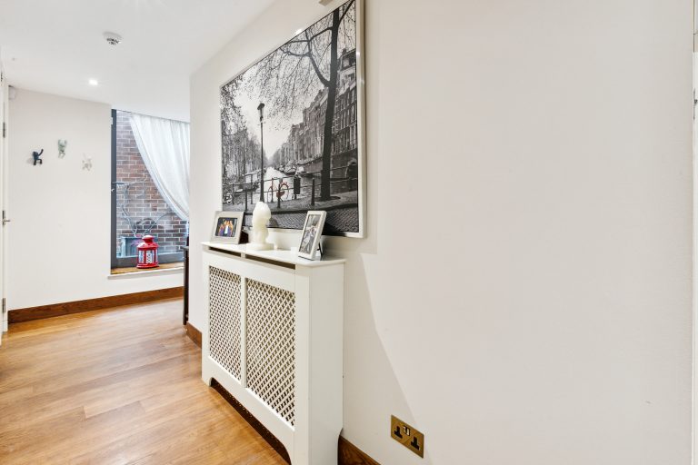 Flat 2, 24 Emperors Gate, SW7 4HS-14