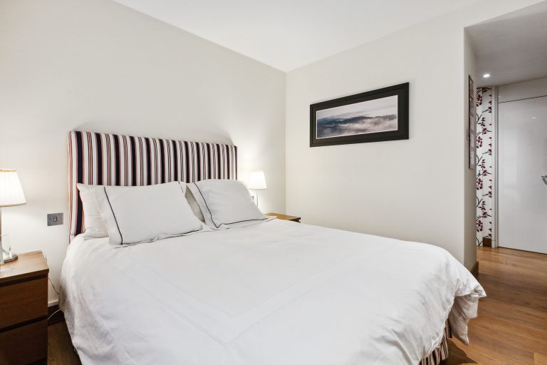 Flat 2, 24 Emperors Gate, SW7 4HS-3