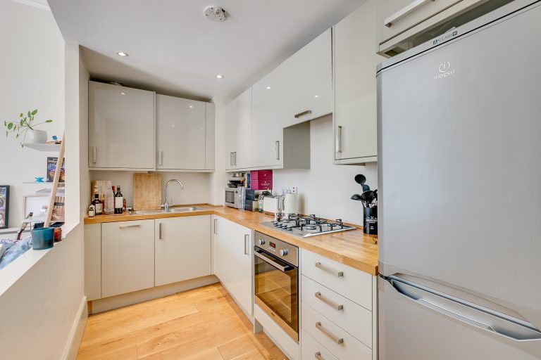 Earls Ct Square 19, Flat E-3