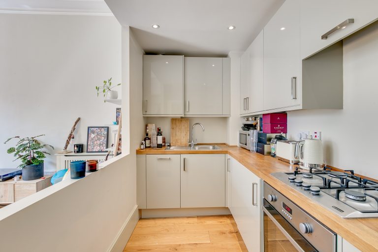 Earls Ct Square 19, Flat E-4