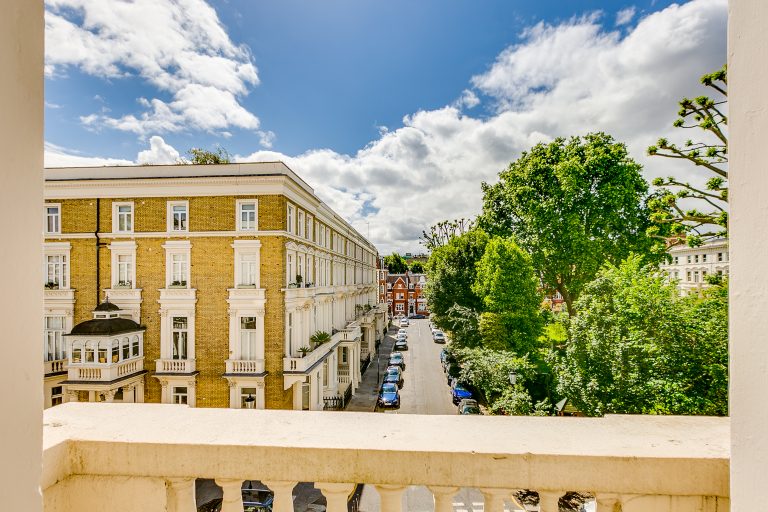 Earls Ct Square 19, Flat E-9