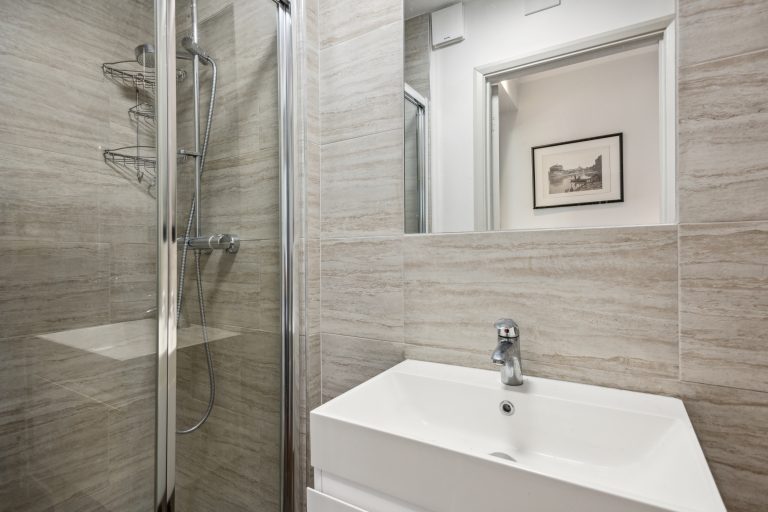 F2, 44 ONGAR ROAD, SW6 1SJ-13