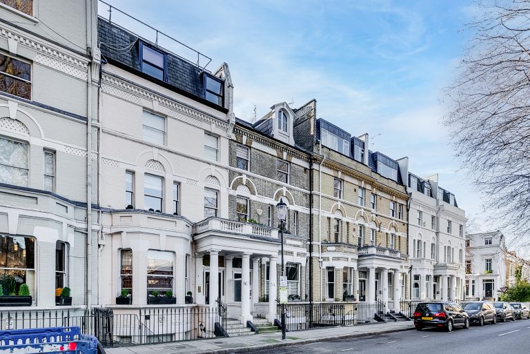 Elm Park Road, 36 F1-13