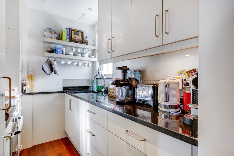 Elm Park Road, 36 F1-6