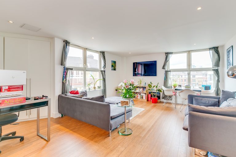 Barrow Stone Court 40-42 Flat 8-7