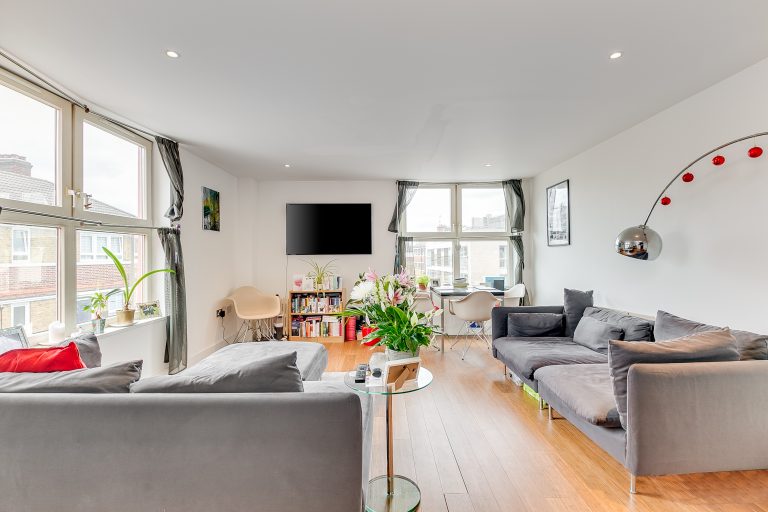Barrow Stone Court 40-42 Flat 8-8