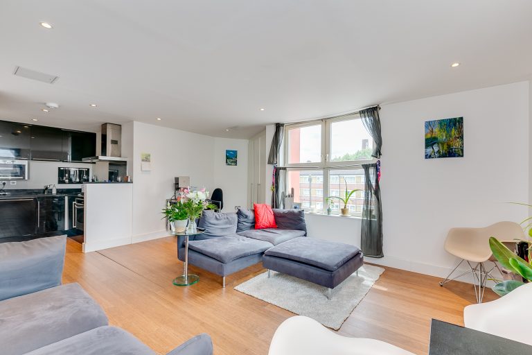 Barrow Stone Court 40-42 Flat 8-9