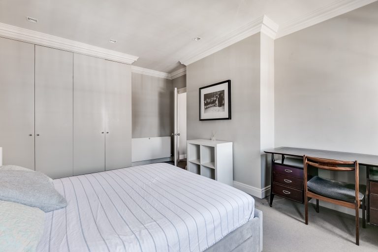 TRYON HOUSE Flat 15-2