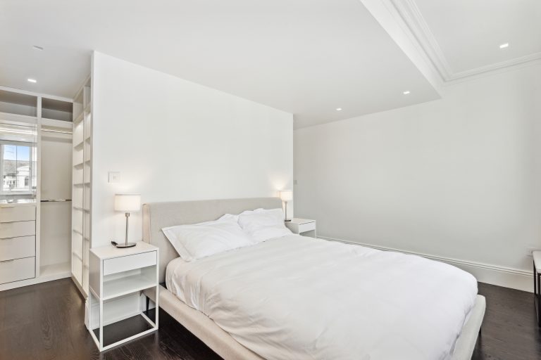 Flat 10, 38 Holland Park, London W11 3RP-13