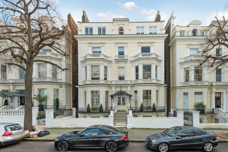 Flat 10, 38 Holland Park, London W11 3RP-16