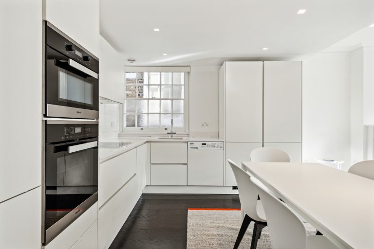 Flat 10, 38 Holland Park, London W11 3RP-4